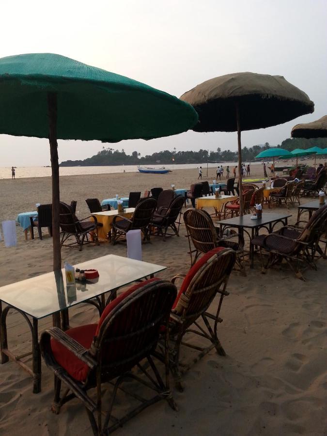 Casa Fiesta Sea Front Beach Huts Patnem Beach Buitenkant foto